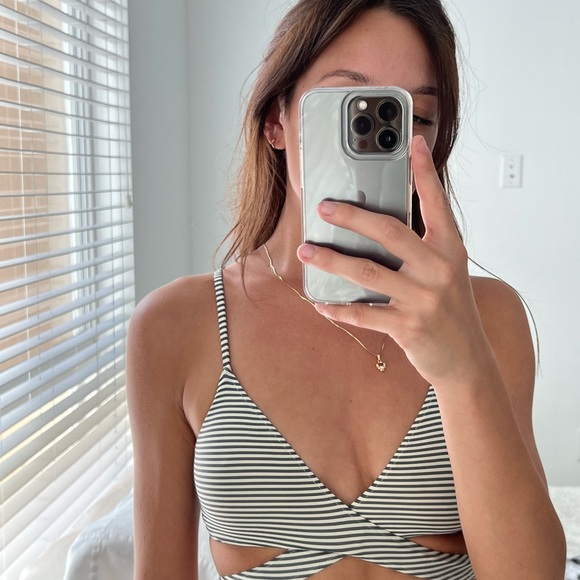 Striped wrap around bikini - Picture 2 of 3